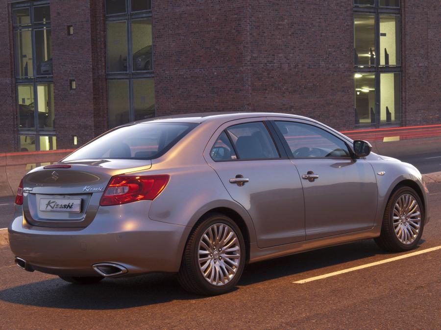  Suzuki Kizashi 2011 года  (ZA) (фото 16 из 30)